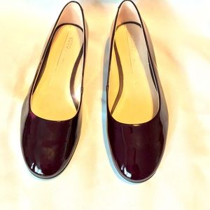ECCO burgundy patent leather flats. Sz 8.5